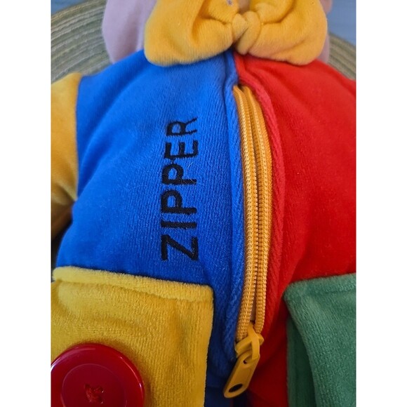 Vtg Learn & Play Bear Colors Button Tie Snap Buckle Zipper Stuffed Animal Toy - Picture 3 of 12